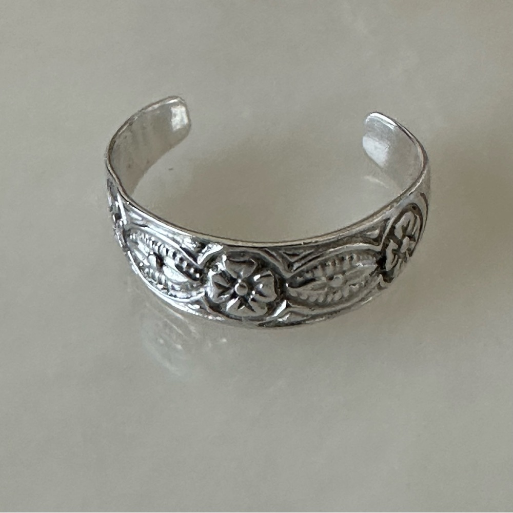 Sterling Silver Toe Ring - image 6